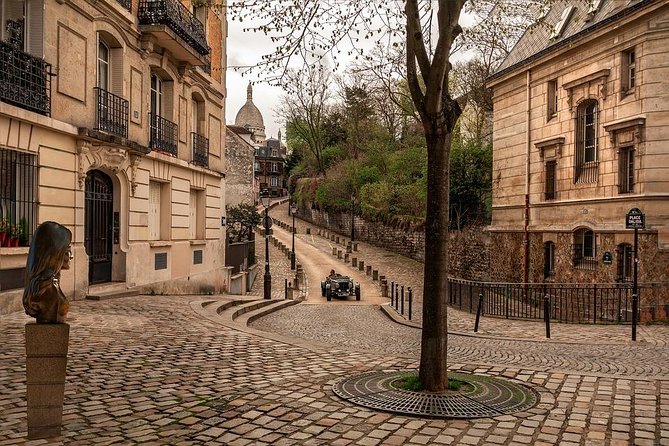 Explore Montmartre Like a Local - Private Walking Tour - Reviews and Ratings