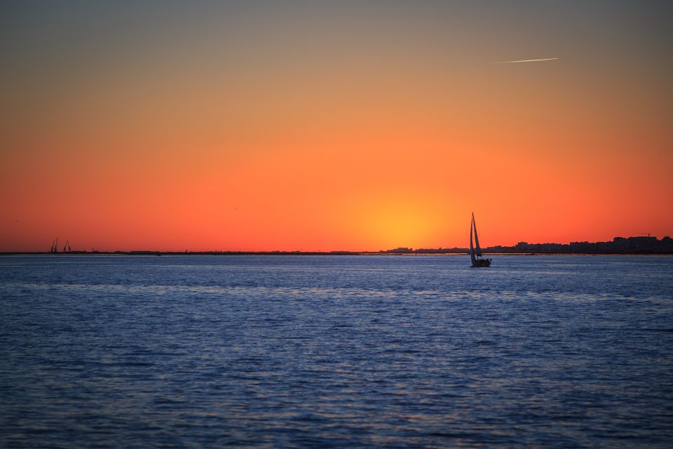 Faro: Ria Formosa Guided Sunset Tour by Catamaran - Participant Selection and Availability
