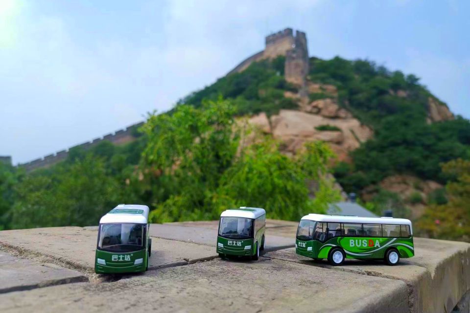 From Beijing: Return Bus Transfer to Badaling Great Wall - Transportation Details