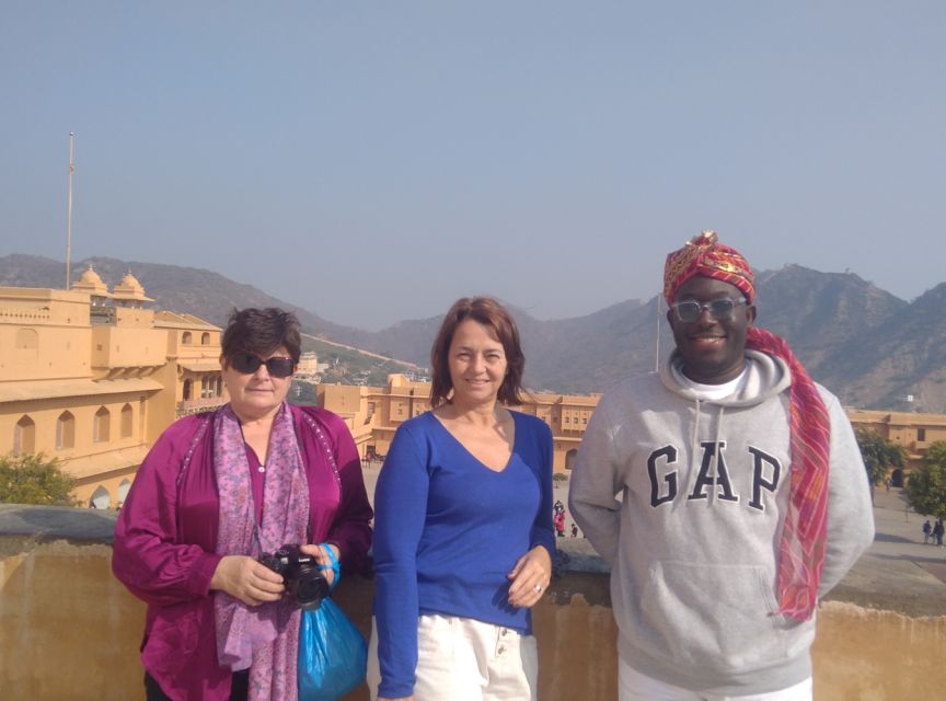From Delhi: 5 Days Golden Triangle Tour Delhi Agra & Jaipur - Common questions