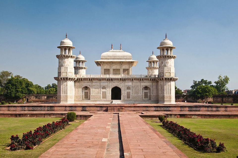 From Delhi: Overnight Taj Mahal & Agra Sightseen by Car - Highlights