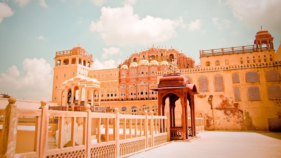 From Delhi: Private 2-Day Delhi & Jaipur Guided City Trip - Directions and Meeting Point Instructions