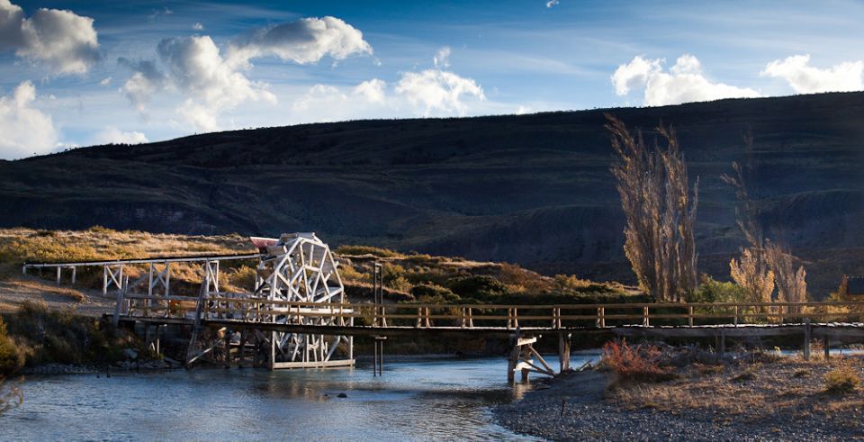 From El Calafate: Argentino Lake and 4WD Discovery Tour - Background Information