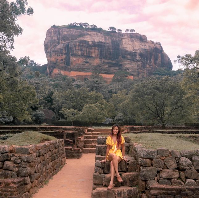 From Kandy: Sigiriya/Dambulla and Minneriya Park Safari - Traditional Sri Lankan Lunch Break