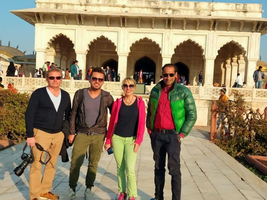 From New Delhi: Guided Day Trip to Taj Mahal and Agra Fort - Tips for a Memorable Experience