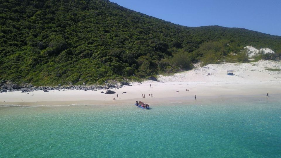 From Rio: Arraial Do Cabo Day Trip With Boat Tour - Boat Tour Schedule