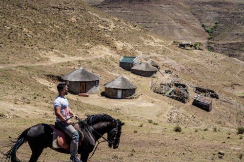 From Underberg: Lesotho Day Trip With Picnic Lunch - Cultural Immersion