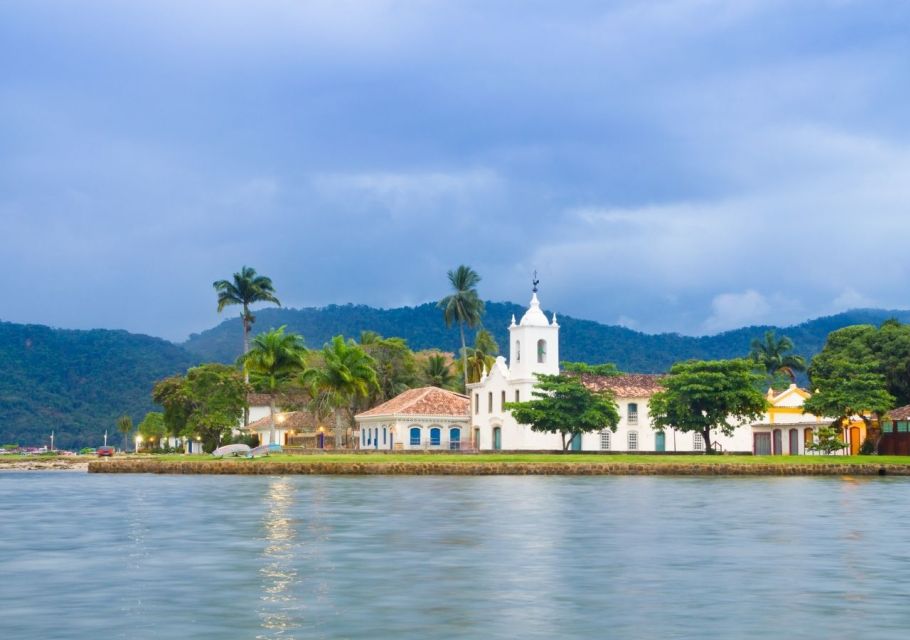 From Vila Do Abraão: Shared Transfer to Paraty - Departure Information