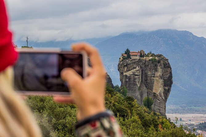 Full-Day Meteora Monasteries & Hermit Caves Tour From Athens - Tour Highlights