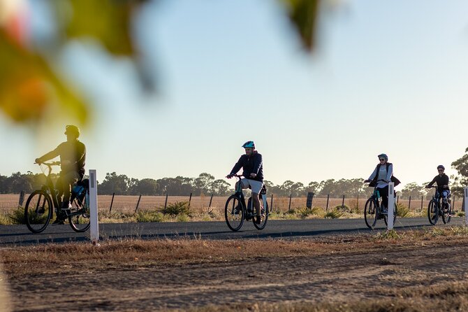 Half Day E-Bike Hire Echuca - Explore Historic Echuca Route