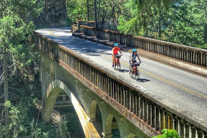 Hike and Bike Tour to Columbia River Gorge Waterfalls - Common questions