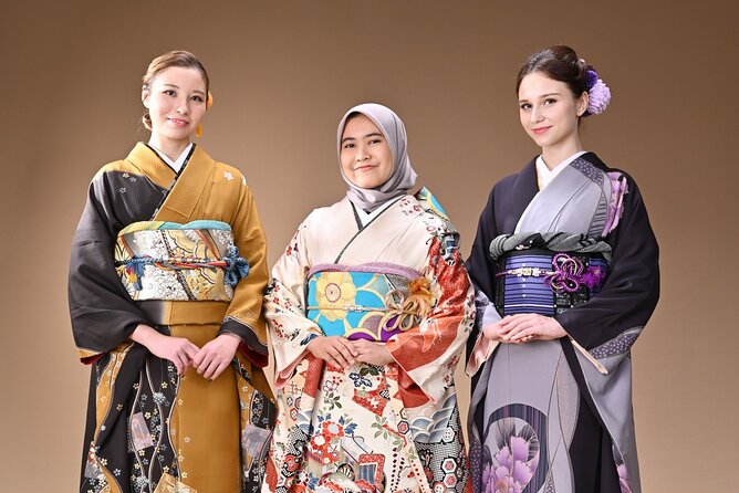 Hiroshima Kimono Rental and Photo Shoot - Reviews and Contact Information