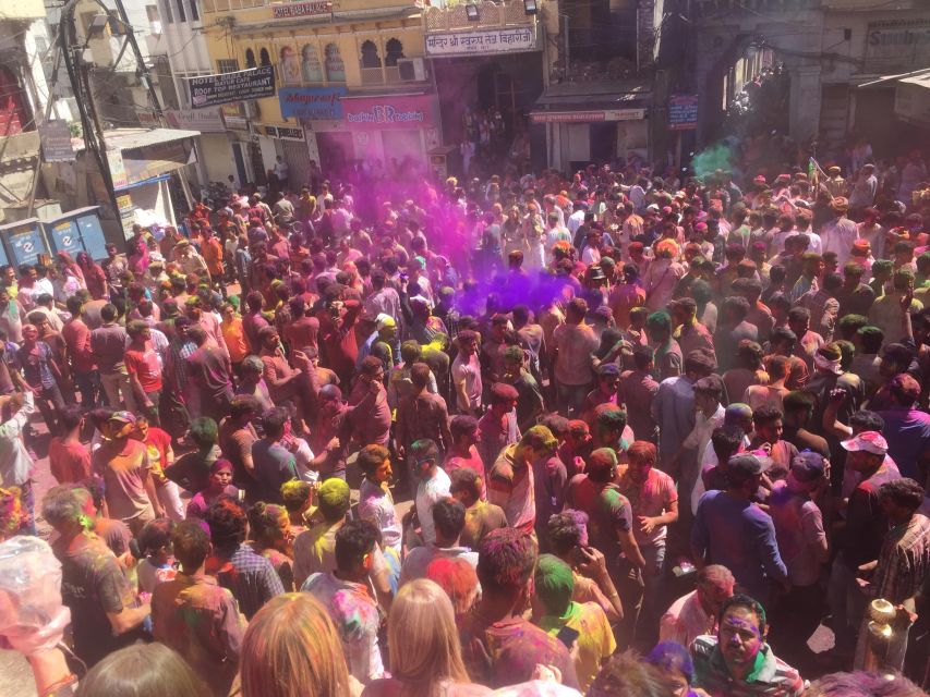 Holi Tour India - Common questions