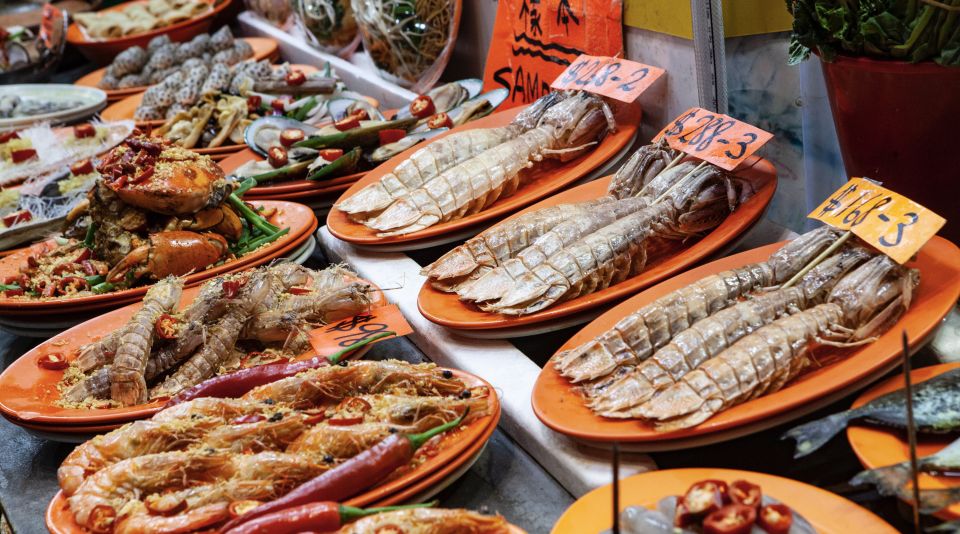 Hong Kong Street Food Feasting - Matching With Local Guide for Personalized Tour