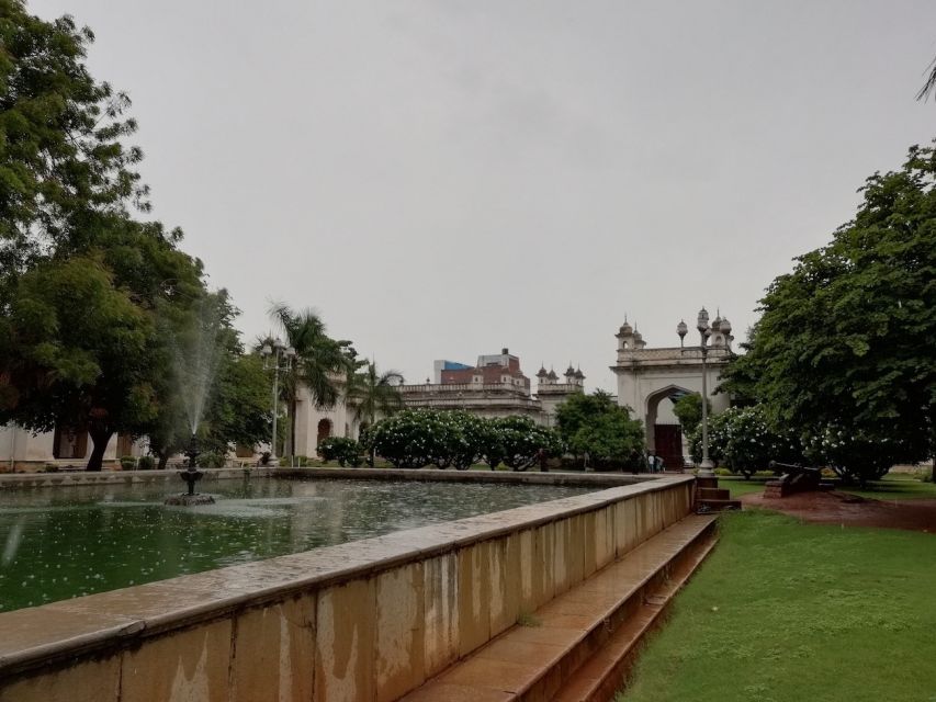 Hyderabad: Heritage Walking Tour of Old City and Charminar - Logistics and Meeting Point