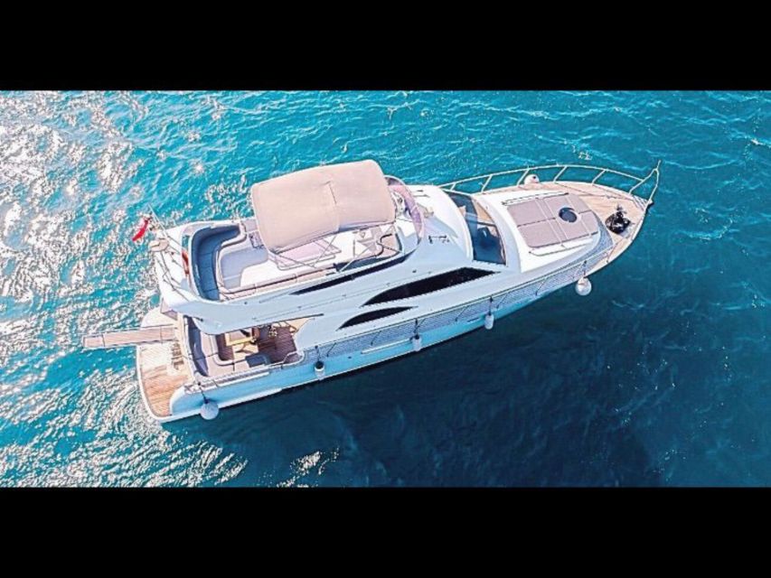 Istanbul: Private Bosphorus Tour On Luxury Yacht Eco#5 - Background