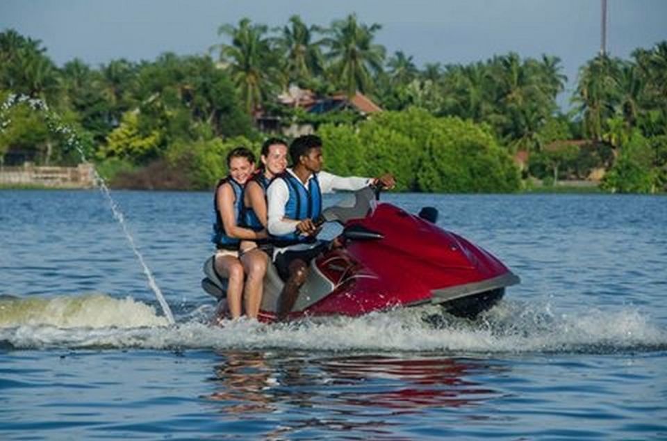 Jet Skiing in Bentota - Common questions