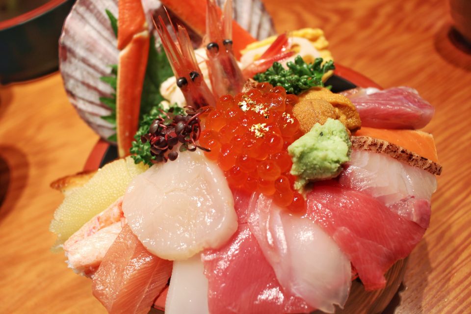 Kanazawa: Private Food Tasting Walking Tour - Personalized Tour Experience