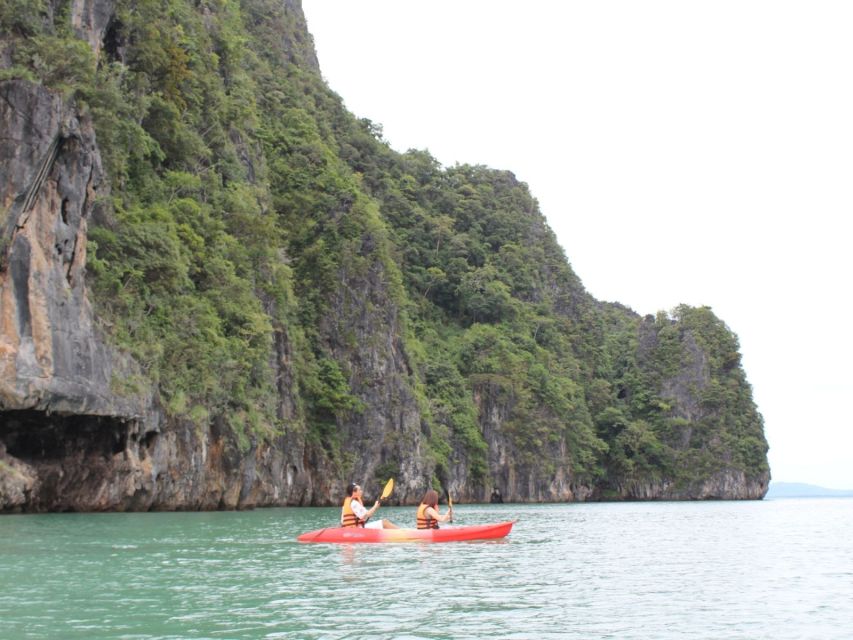 Ko Lanta: Private Mangrove & Sea Cave Kayaking Small Tour - Picnic Lunch at Talabeng Island