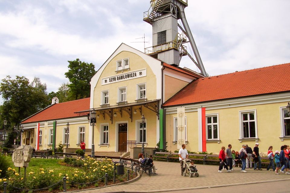 Krakow: Auschwitz & Wieliczka Salt Mine Guided Day Tour - Transportation Details