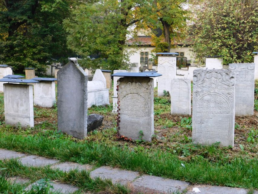 Krakow Old Town and Jewish Quarter in One Guided Walk - Last Words