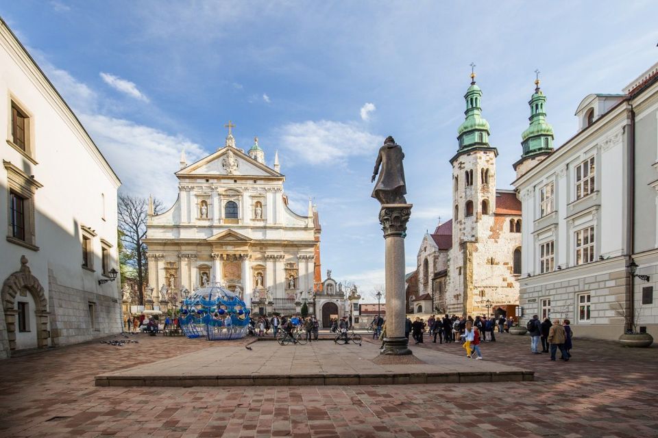 Krakow: Old Town by Golf Cart, Wawel, & Wieliczka Salt Mine - Things to Do