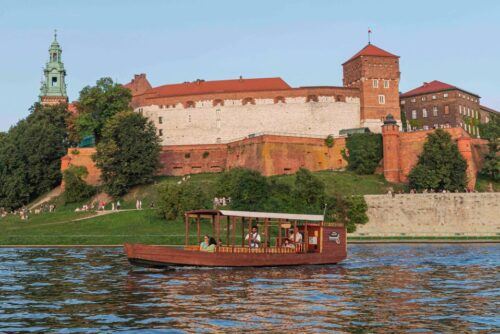 Krakow: Private Traditional Gondola Cruise - Private Group Option