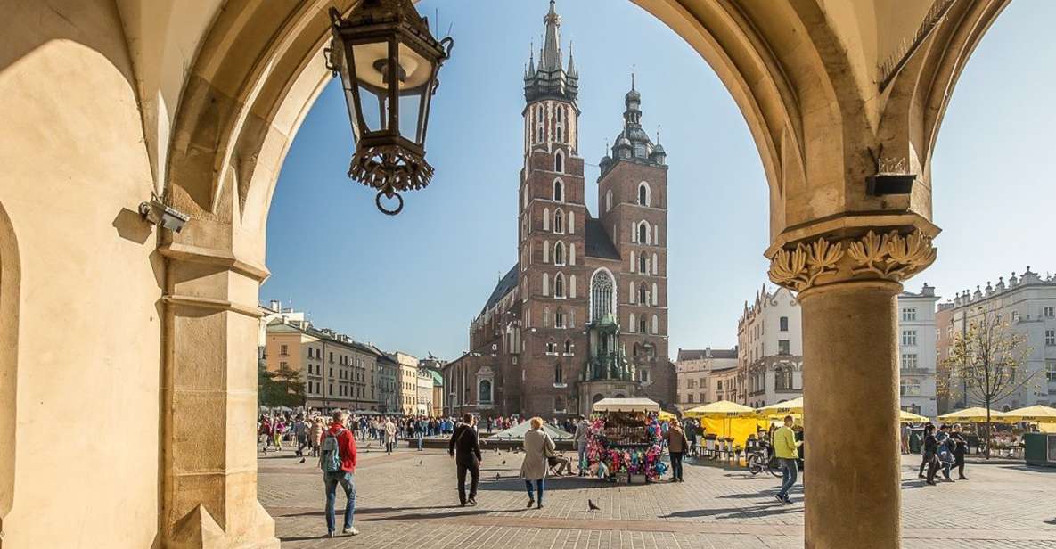 Krakow's Local Flavor: Craft Beer and Street Food With Guide - Street Food Tasting