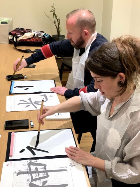 Kyoto: Local Home Visit and Japanese Calligraphy Class - Sensei Aya-Sans Expertise