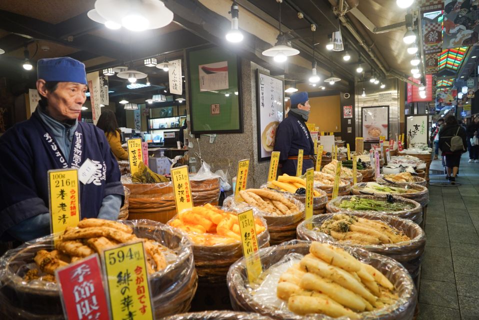 Kyoto: Walking Tour in Gion With Breakfast at Nishiki Market - Customer Reviews