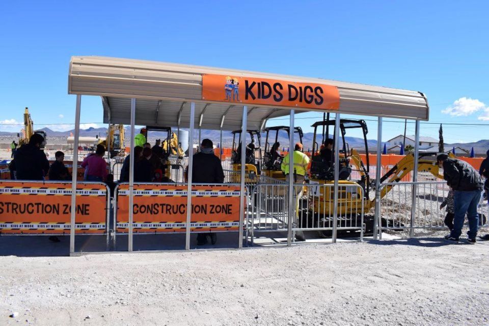 Las Vegas: Dig This - Heavy Equipment Playground - Additional Services and Amenities Provided