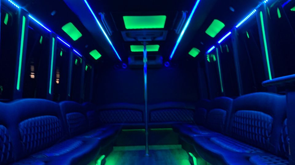 Las Vegas: Private Party Bus Tour of Vegas Strip W Champagne - Highlights of the Vegas Strip