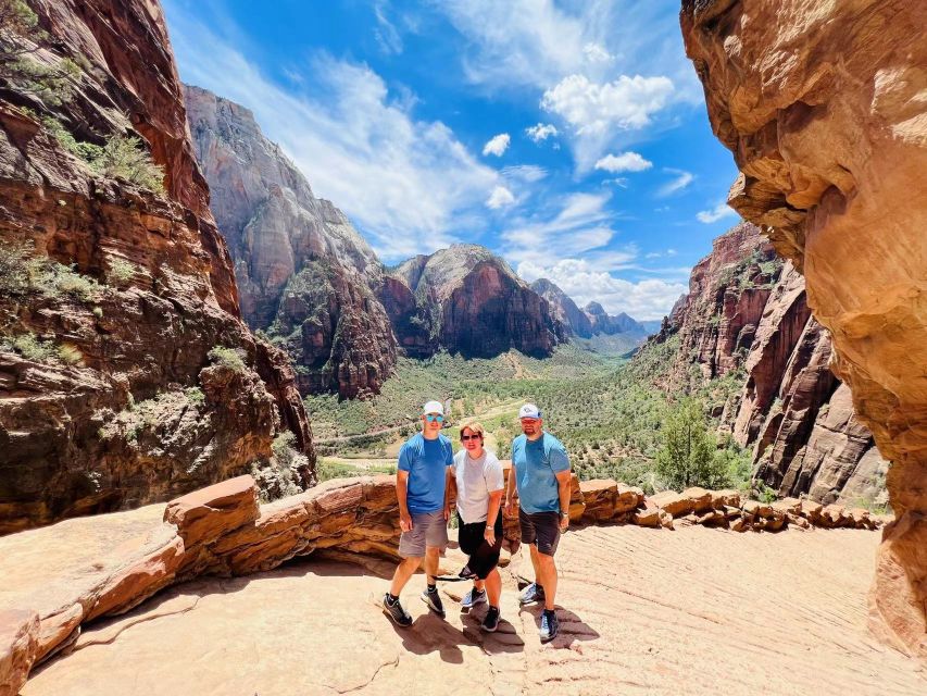 Las Vegas: VIP Guided Photography & Hiking Tour of Zion NP - Common questions