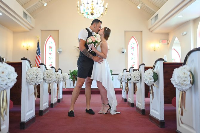 Las Vegas Wedding at A Special Memory Wedding Chapel - Chapel Facilities and Amenities