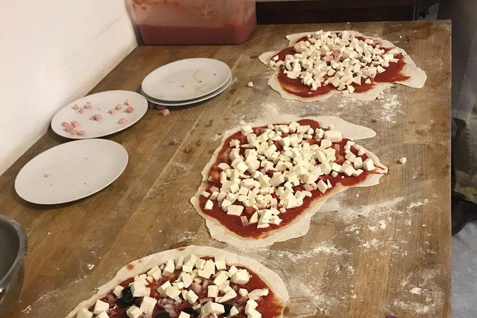 Learn How to Make Pizza and Gelato Cooking Class in Florence - Clean and Hygienic Environment