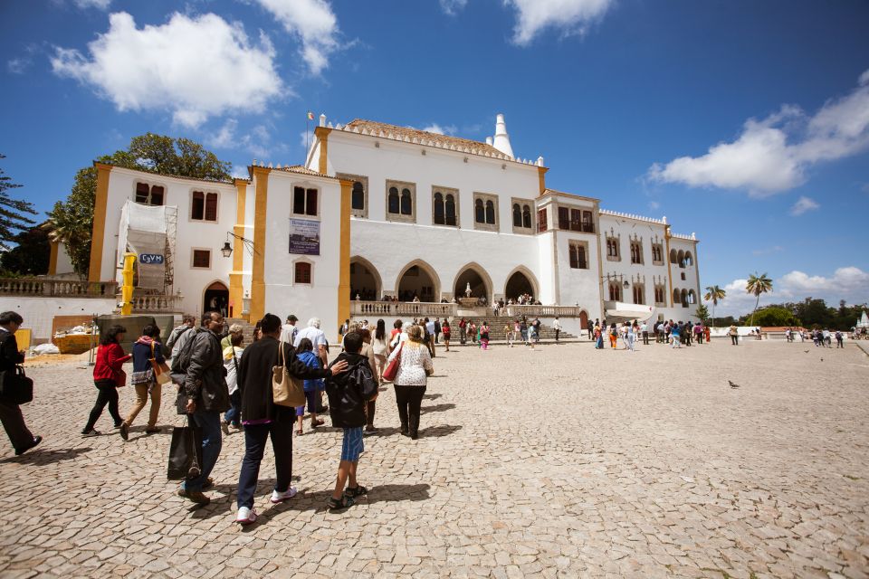 Lisbon: Half-Day Tour of Sintra - Common questions