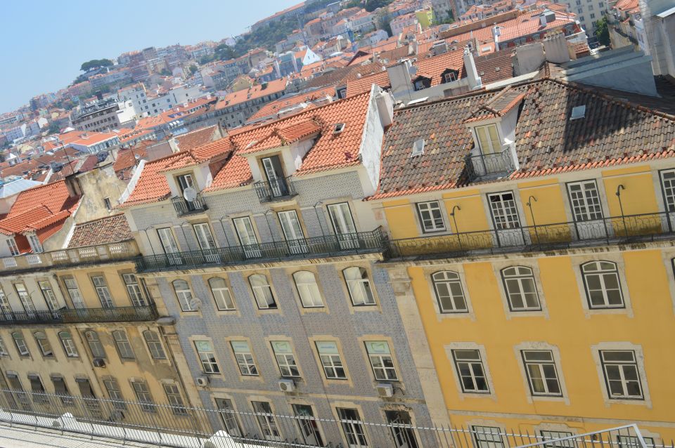 Lisbon: History, Culture, & Current Affairs Walking Tour - Accessibility Notes