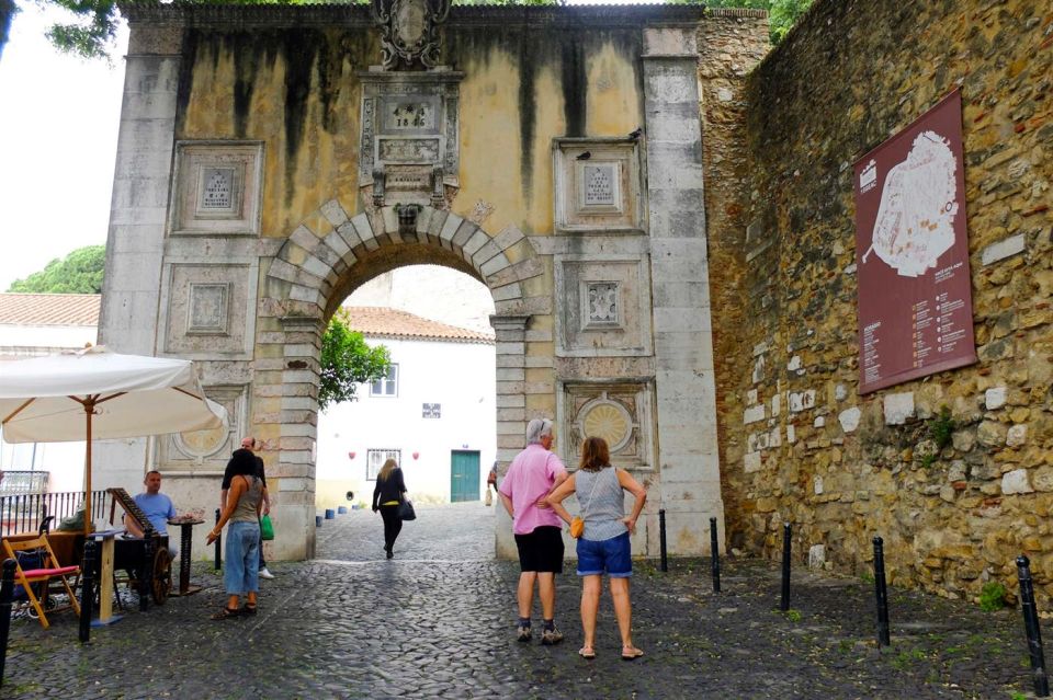 Lisbon: Saint George's Castle Guided Tour With Entry Ticket - Common questions