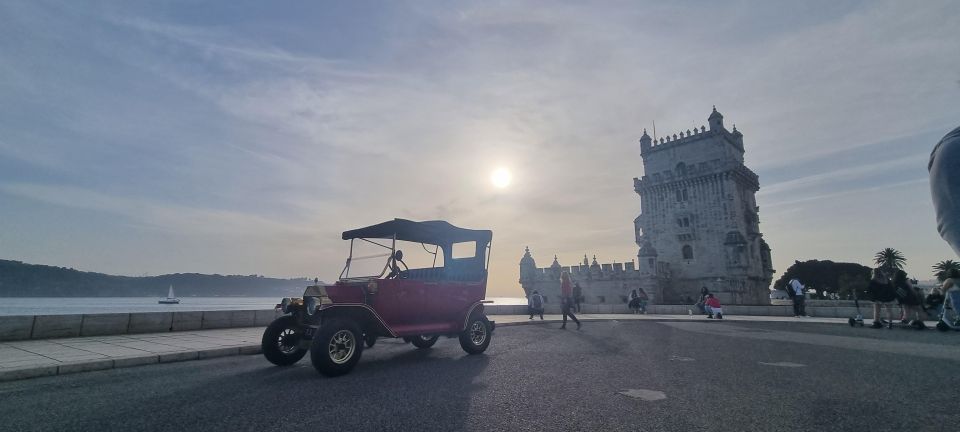 Lisbon: Tour on Board a Classic Car - Historic Sights Visited