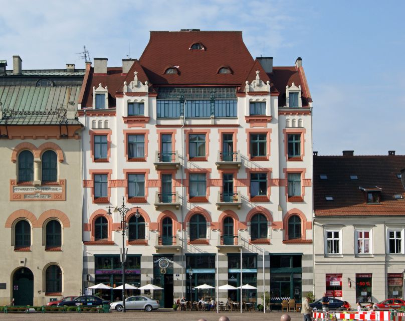 Lodz Old Town Highlights Private Walking Tour - Last Words