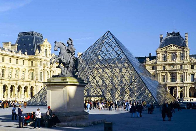 Louvre Museum Small-Group and Skip-the-Line English Guided Tour - Benefits of Small-Group Tours