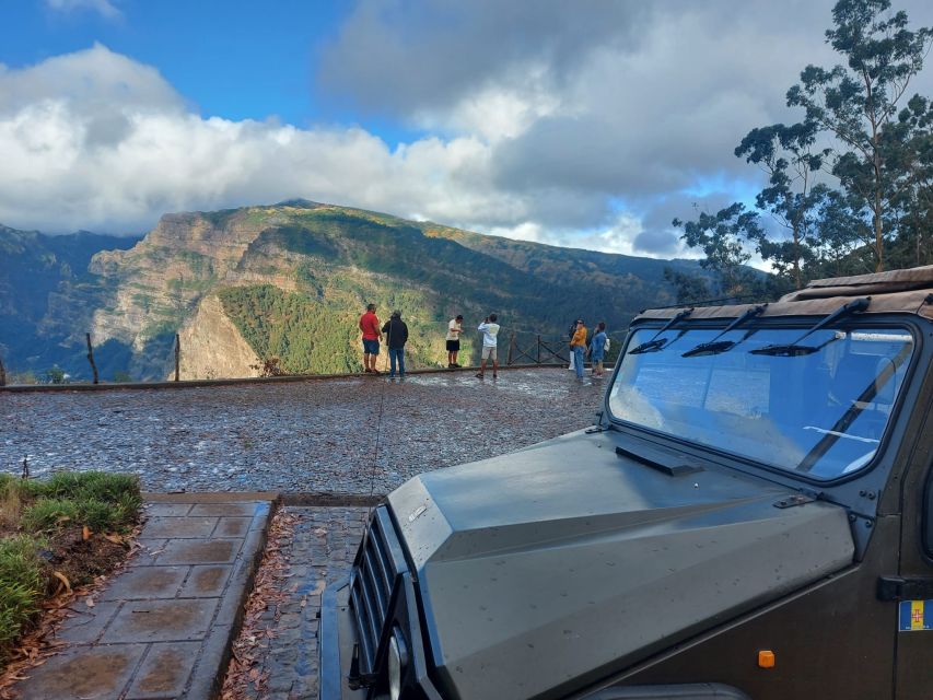 Madeira Safari Private 4x4, Full Day Santana or Porto Moniz - Directions