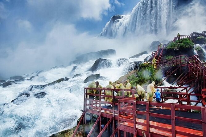 Maid of the Mist, Cave of the Winds Scenic Trolley Adventure USA Combo Package - Viator Information