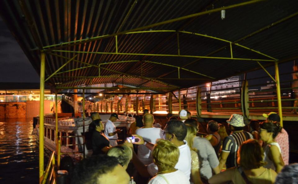 Manaus: Reveillon New Year's Eve Party Boat Tour - Common questions