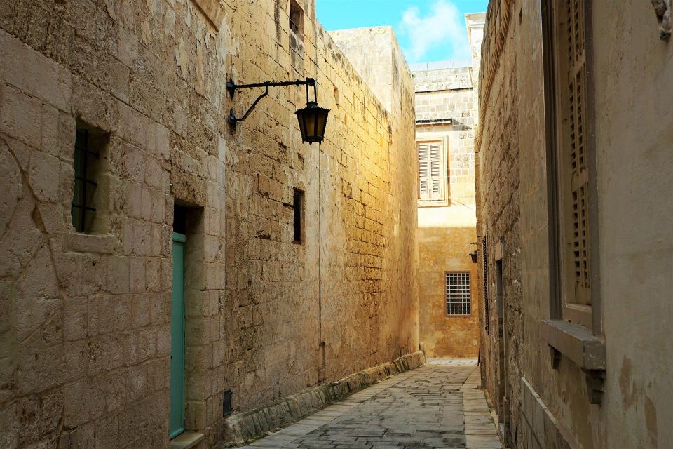 Mdina: Echoes of the Silent City A Walking Guided Tour - Directions
