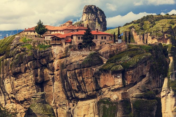 Mercedes Private Full Day Tour to Meteora-Thermopylae- Delphi - Booking and Pricing Details
