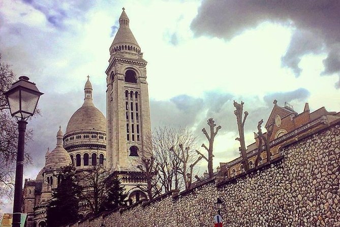 Montmartre and Sacre Coeur Basilica Small-Group Walking Tour  - Paris - Historical and Cultural Exploration