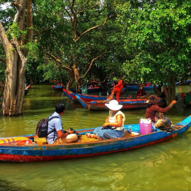 Motorbike Tour in Charity and Floating Village of Siem Reap - Village Exploration