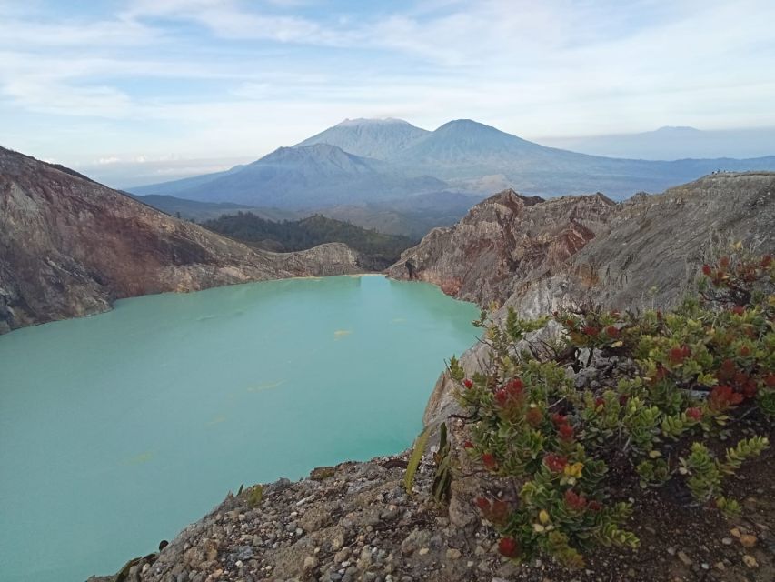 Mount Ijen Volcanic Crater Overnight Trip From Bali - Common questions