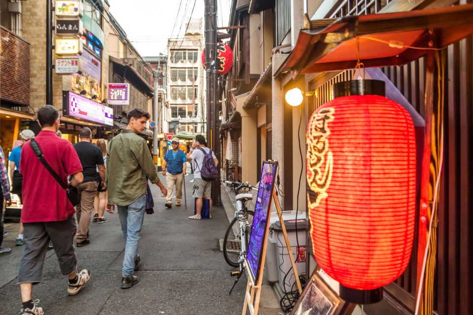 Night Walk in Gion: Kyoto's Geisha District - Inclusions and Services Provided